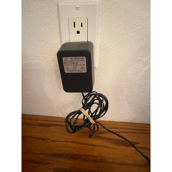 Vintage Glass Plasma Skull - Picture 7 of 8